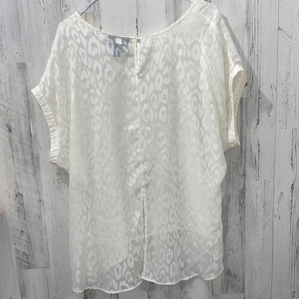 Lane Bryant Cream/Off White Animal Print Blouse - Picture 4 of 4